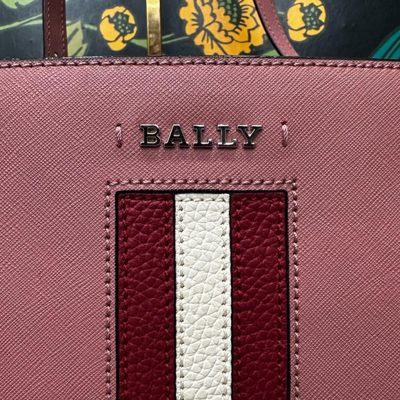 Bally Supra Large Tote – Rosehaze Pink with Signature Stripe – Made in Italy - Picture 4 of 16